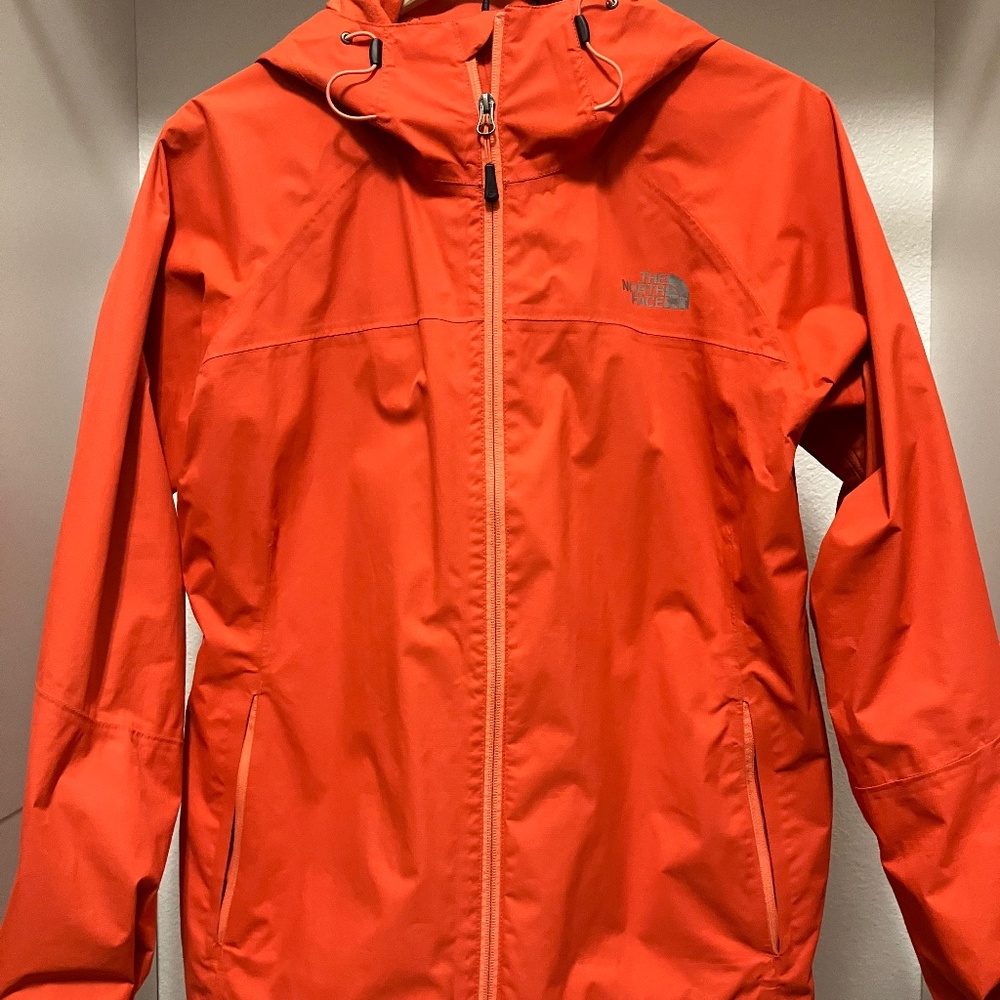 The North Face Sequence Womens Outdoor Jacket L/G